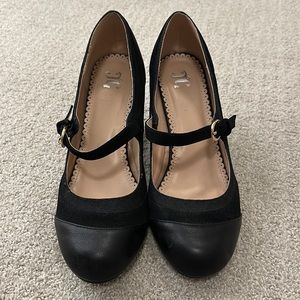 Black Journee mary jane heels. Size 10. NEVER WORN